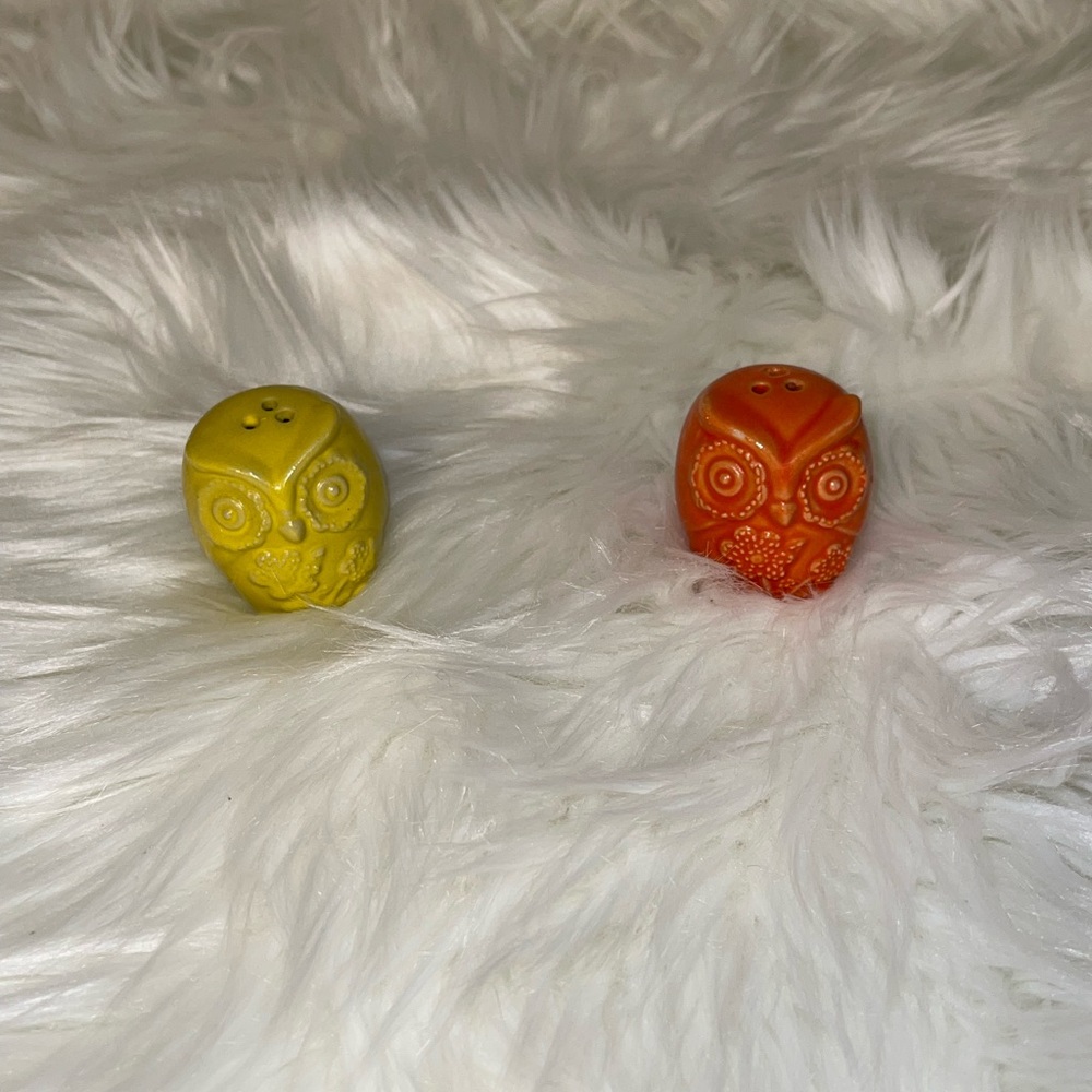 Owl salt and pepper shakers